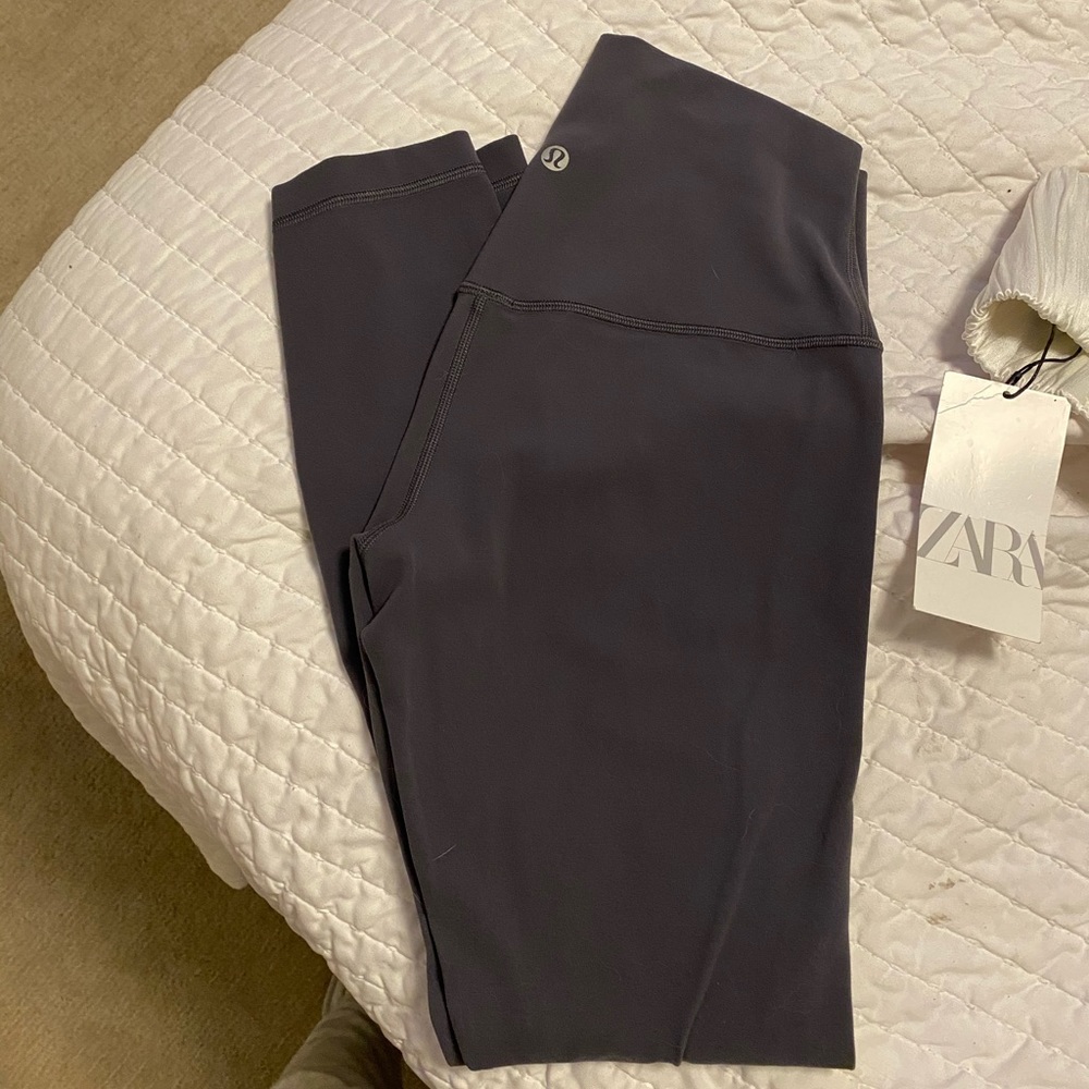 Grey lululemon leggings